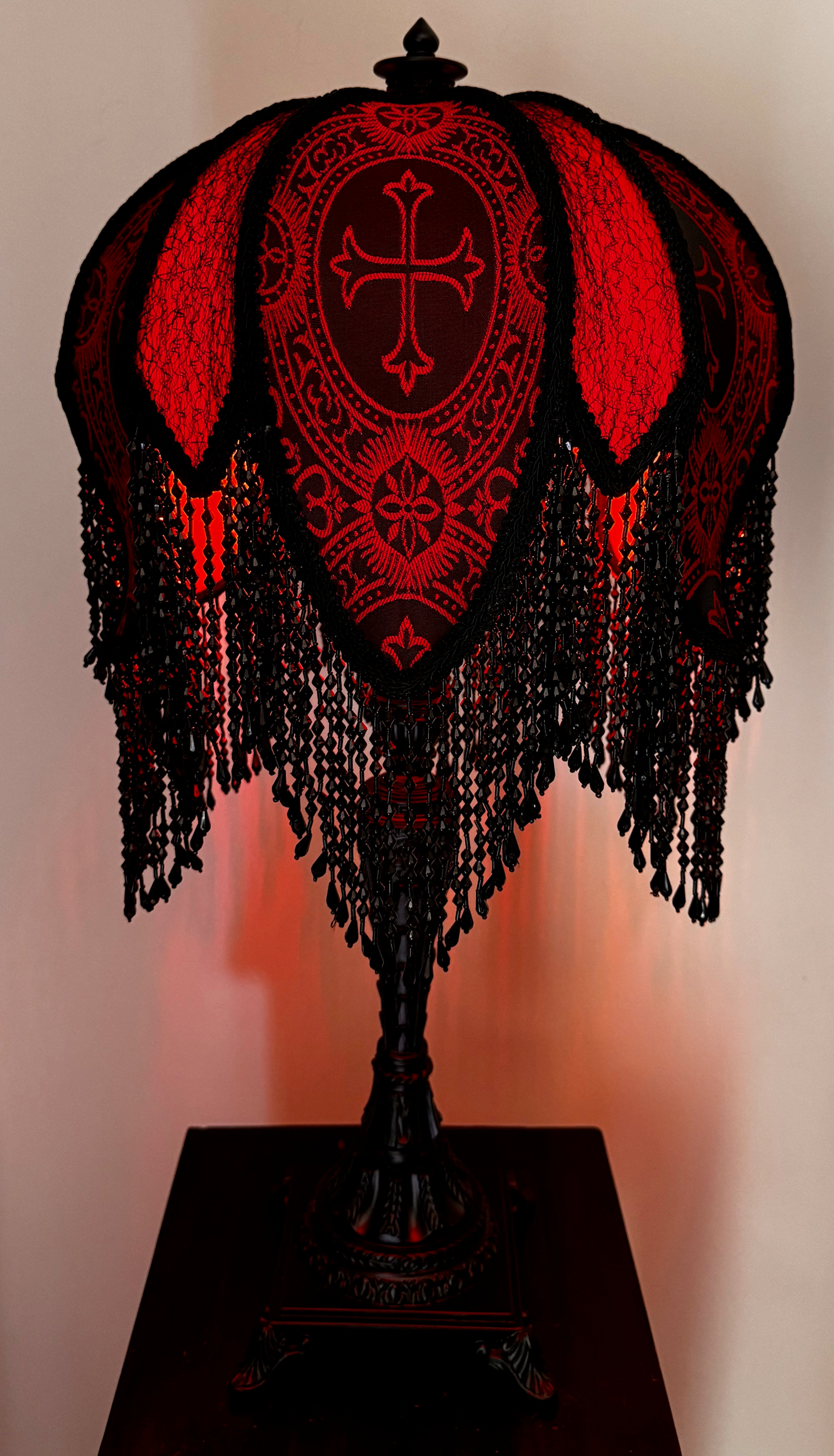 Black & Red Gothic Victorian Lampshade